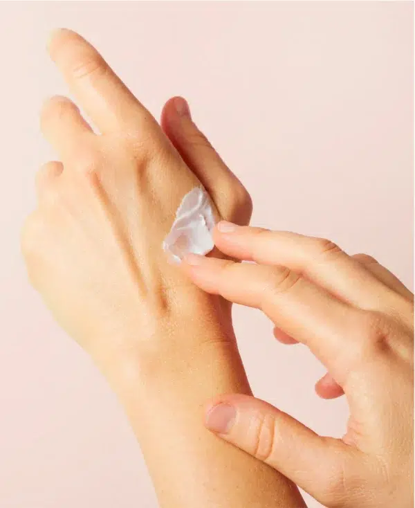 کرم مرطوب کننده صورت ریچ ساسکین مدل Rich حجم 60 میلی لیتر - Image 2